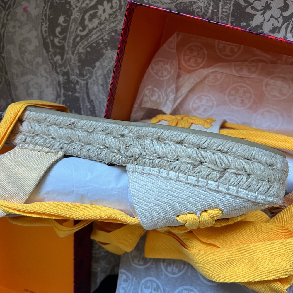 🤩BEAUTIFUL LIKE NEW🤩 Tory Burch espadrilles - Picture 2 of 8